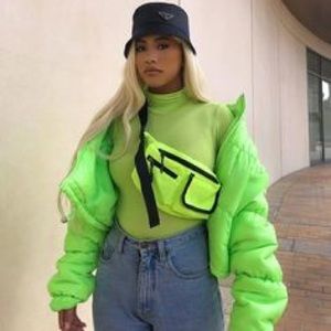 PrettyLittleThing Petite Neon Lime Bodysuit 4